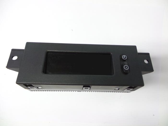 Begagnade Innerdisplay Opel Corsa C (F08/68) 1.3 CDTi 16V Pris € 25,00 Marginaltabell erbjuds av Autobedrijf Broekhuis B.V.