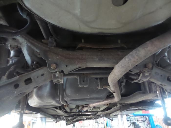 Usados Subchasis Toyota Avensis Wagon (T27) 2.0 16V D-4D-F Precio € 85,00 Norma de margen ofrecido por Autobedrijf Broekhuis B.V.