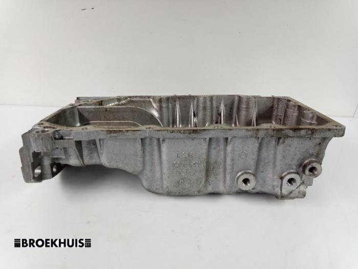Usagé Couvercle carter Rover 75 Tourer 1.8 16V Prix € 25,00 Règlement à la marge proposé par Autobedrijf Broekhuis B.V.