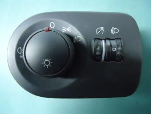 Gebrauchte Licht Schalter Seat Leon (1P1) 1.9 TDI 105 Preis € 15,00 Margenregelung angeboten von Autobedrijf Broekhuis B.V.
