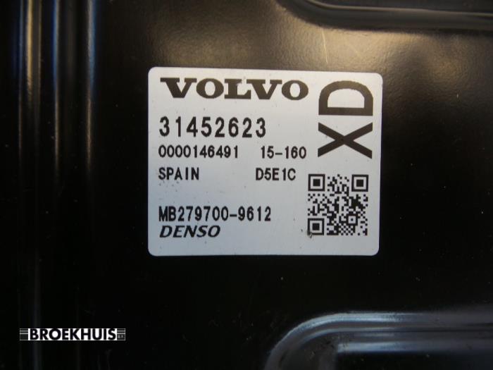 Injection computer from a Volvo V40 (MV) 2.0 D2 16V 2015