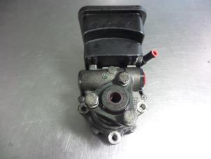 Used Power steering pump BMW 3 serie (E46/4) 318d 16V Price € 25,00 Margin scheme offered by Autobedrijf Broekhuis B.V.