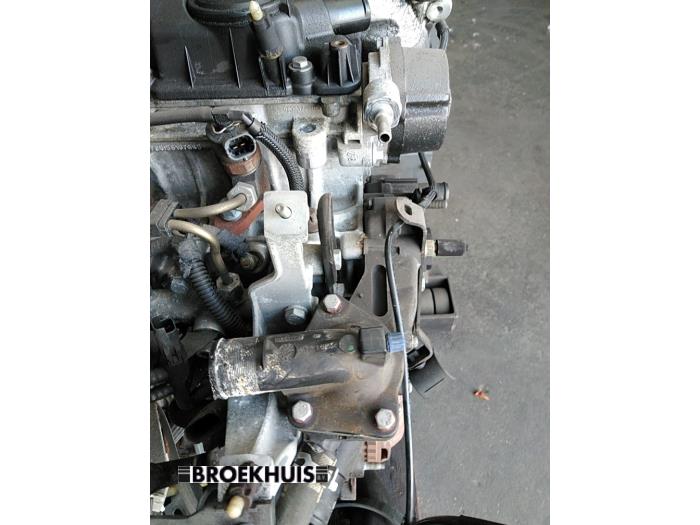 Engine from a Peugeot 307 Break (3E) 2.0 HDi 90 2004