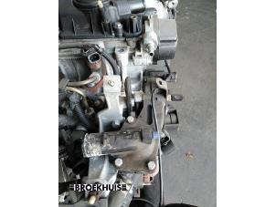 Engine from a Peugeot 307 Break (3E) 2.0 HDi 90 2004