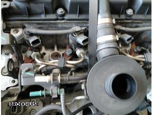 Engine from a Peugeot 307 Break (3E) 2.0 HDi 90 2004