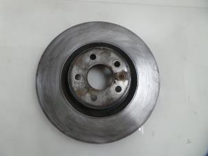 Used Front brake disc Landrover Discovery Sport (LC) 2.0 Si4 16V Price € 40,00 Margin scheme offered by Autobedrijf Broekhuis B.V.