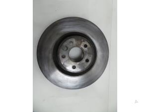 Used Front brake disc Landrover Discovery Sport (LC) 2.0 Si4 16V Price € 40,00 Margin scheme offered by Autobedrijf Broekhuis B.V.