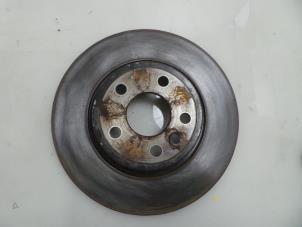 Used Rear brake disc Landrover Discovery Sport (LC) 2.0 Si4 16V Price € 30,00 Margin scheme offered by Autobedrijf Broekhuis B.V.