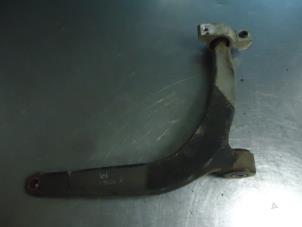 Used Front wishbone, left Peugeot 406 (8B) 2.0 HDi 90 Price € 25,00 Margin scheme offered by Autobedrijf Broekhuis B.V.