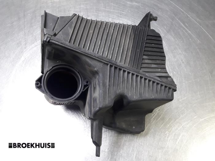 Begagnade Luftfilterhus Renault Grand Scénic II (JM) 1.9 dCi 120 Pris € 15,00 Marginaltabell erbjuds av Autobedrijf Broekhuis B.V.