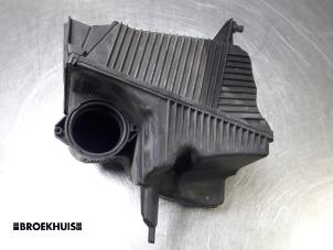 Used Air box Renault Grand Scénic II (JM) 1.9 dCi 120 Price € 15,00 Margin scheme offered by Autobedrijf Broekhuis B.V.