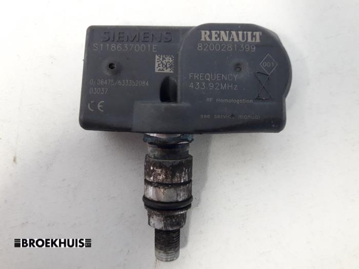 Begagnade Däcktryckssensor Renault Megane II Grandtour (KM) 1.6 16V Pris € 10,00 Marginaltabell erbjuds av Autobedrijf Broekhuis B.V.