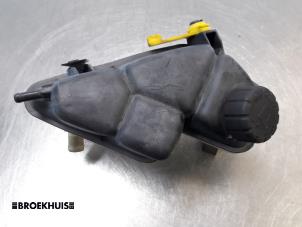 Used Expansion vessel Mercedes A (W168) 1.7 A-170 CDI 16V Price € 10,00 Margin scheme offered by Autobedrijf Broekhuis B.V.