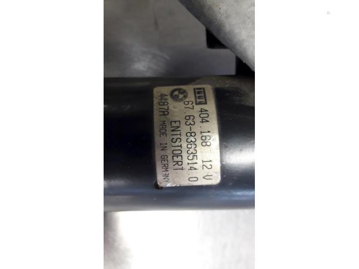 Wiper motor + mechanism BMW 3 serie 316i - 676383635140 ENTSTOET