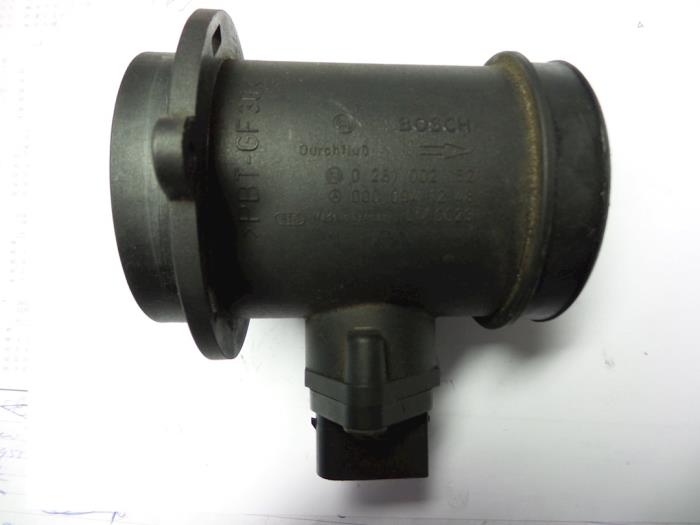 Gebrauchte Luftmassenmesser Mercedes E (W210) 3.0 E-300D Turbo 24V Preis € 20,00 Margenregelung angeboten von Autobedrijf Broekhuis B.V.