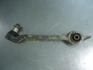 Used Front wishbone, right BMW 5 serie (E39) 520i 24V Price € 25,00 Margin scheme offered by Autobedrijf Broekhuis B.V.