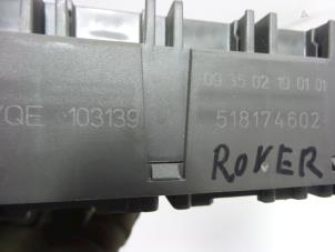 Usagé Boîte à fusibles Rover 75 1.8 16V Classic Prix € 20,00 Règlement à la marge proposé par Autobedrijf Broekhuis B.V.
