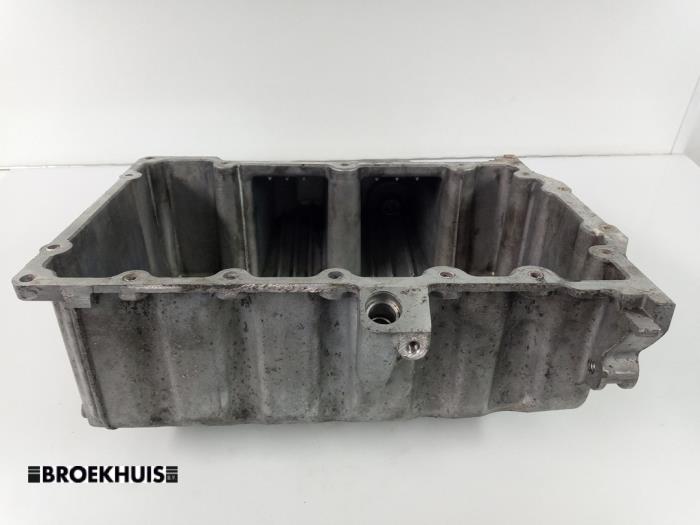 Usagé Couvercle carter Volkswagen Polo IV (9N1/2/3) 1.4 TDI 80 Prix € 30,00 Règlement à la marge proposé par Autobedrijf Broekhuis B.V.