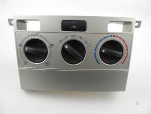 Used Heater control panel Toyota Corolla Verso (R10/11) 1.8 16V VVT-i Price € 20,00 Margin scheme offered by Autobedrijf Broekhuis B.V.