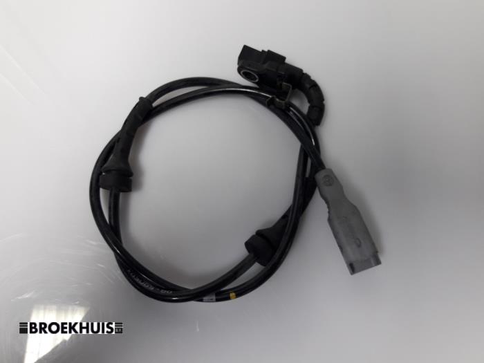 Begagnade ABS-sensor Peugeot 308 SW (4E/H) 1.6 VTI 16V Pris € 15,00 Marginaltabell erbjuds av Autobedrijf Broekhuis B.V.
