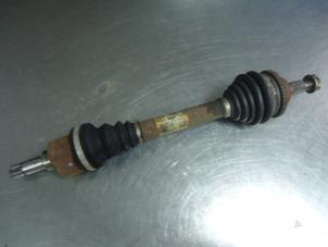 Used Front drive shaft, left Peugeot 206 (2A/C/H/J/S) 2.0 XS,XT HDi Price € 25,00 Margin scheme offered by Autobedrijf Broekhuis B.V.