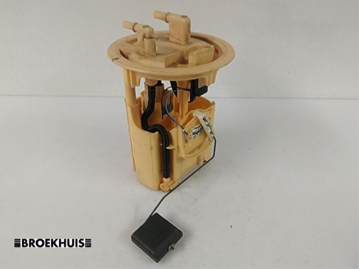 Gebrauchte Kraftstoffpumpe Elektrisch Peugeot 307 Break (3E) 2.0 HDi 90 Preis € 25,00 Margenregelung angeboten von Autobedrijf Broekhuis B.V.