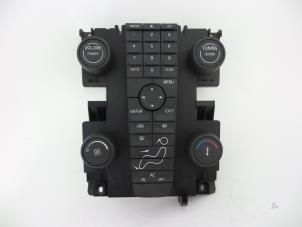 Used Heater control panel Volvo V50 (MW) 2.0 D 16V Price € 35,00 Margin scheme offered by Autobedrijf Broekhuis B.V.