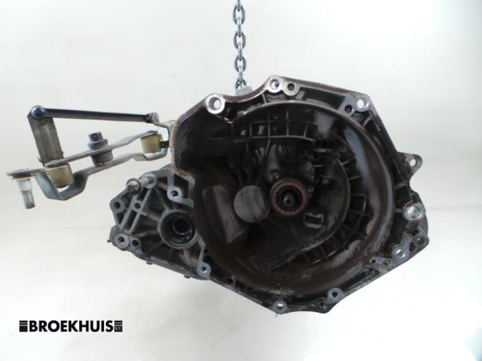 Gebrauchte Getriebe Opel Meriva (A) 1.4 16V Twinport Preis auf Anfrage angeboten von Autobedrijf Broekhuis B.V.