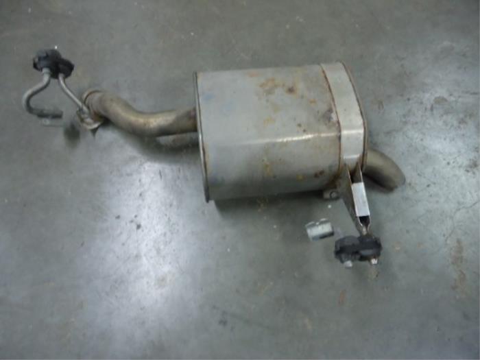 Gebrauchte Auspuff Enddämpfer Peugeot 407 SW (6E) 1.6 HDiF 16V Preis € 30,00 Margenregelung angeboten von Autobedrijf Broekhuis B.V.