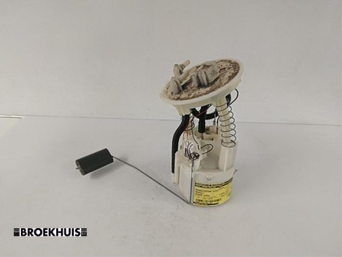 Gebrauchte Kraftstoffpumpe Elektrisch Renault Megane Scénic (JA) 2.0 RT Preis € 20,00 Margenregelung angeboten von Autobedrijf Broekhuis B.V.