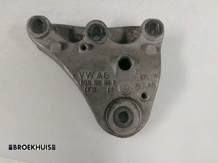 Used Engine mount Volkswagen Polo IV (9N1/2/3) 1.9 SDI Price € 10,00 Margin scheme offered by Autobedrijf Broekhuis B.V.