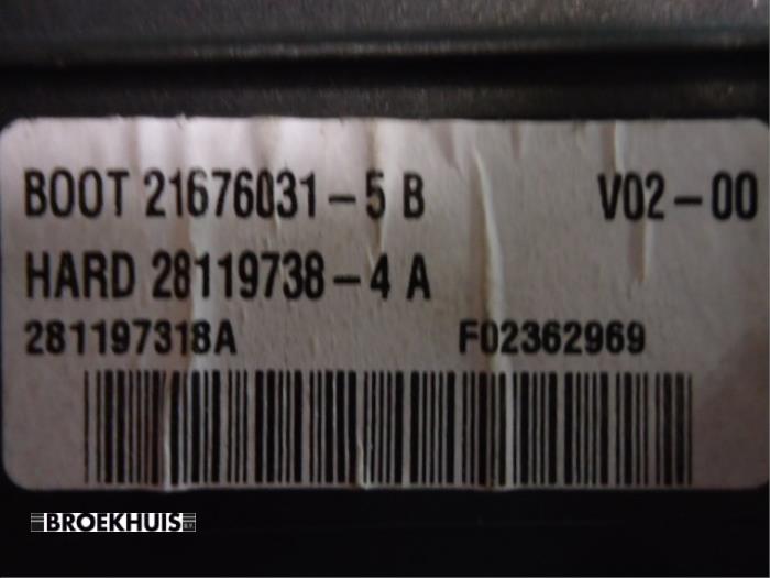 Ordinateur d'admission d'un Peugeot 407 SW (6E) 2.0 HDiF 16V 2007