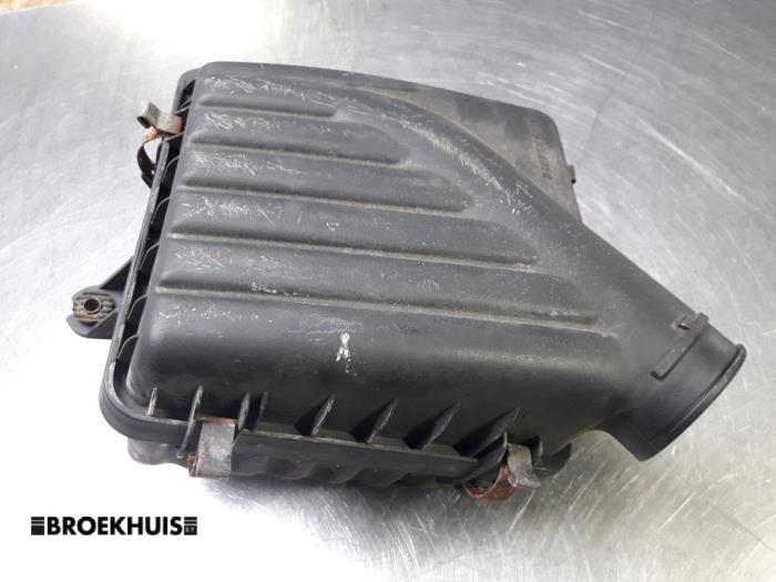 Begagnade Luftfilterhus Daewoo Lanos (TA/TF08/48/86) 1.3 Pris € 10,00 Marginaltabell erbjuds av Autobedrijf Broekhuis B.V.
