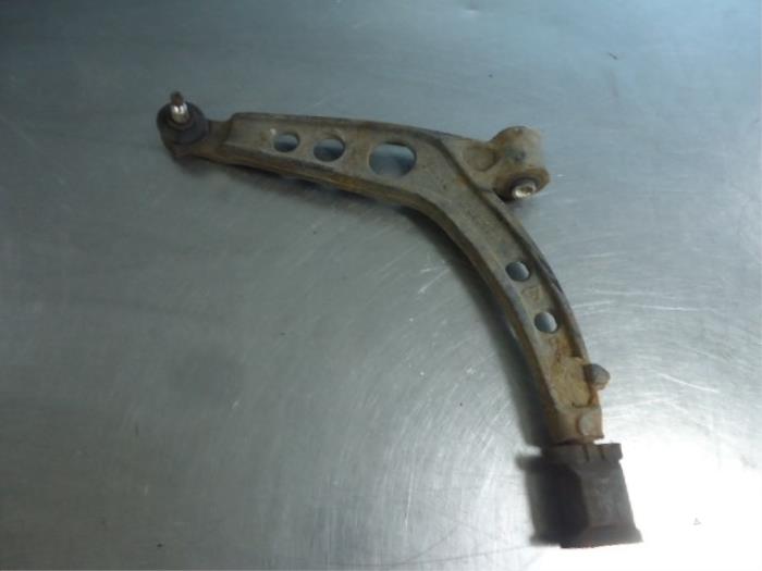 Front wishbone, left from a Fiat Seicento (187) 1.1 MPI S,SX,Sporting 2002