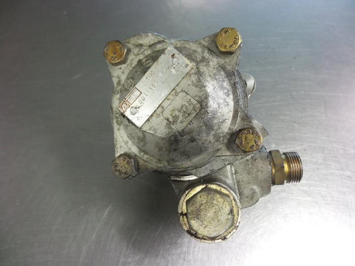 Power steering pump from a Fiat Ducato (230/231/232) 2.5 TDI 18 1998