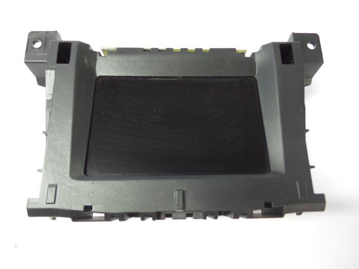 Begagnade Innerdisplay Opel Zafira (M75) 1.9 CDTI Pris € 25,00 Marginaltabell erbjuds av Autobedrijf Broekhuis B.V.
