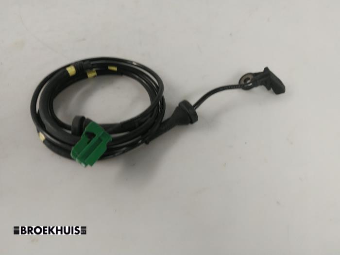 Begagnade ABS-sensor Volvo S60 I (RS/HV) 2.3 T5 20V Pris € 10,00 Marginaltabell erbjuds av Autobedrijf Broekhuis B.V.