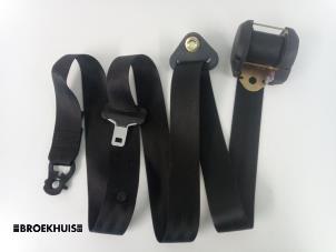 Used Front seatbelt, left Renault Express/Rapid/Extra 1.9 D Price € 15,00 Margin scheme offered by Autobedrijf Broekhuis B.V.