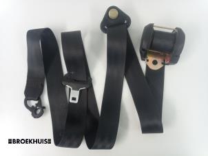 Used Front seatbelt, left Renault Express/Rapid/Extra 1.9 D Price € 15,00 Margin scheme offered by Autobedrijf Broekhuis B.V.