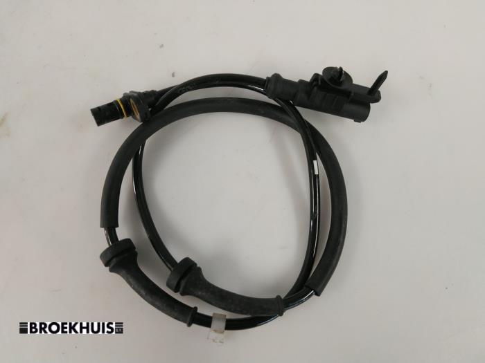 Begagnade ABS-sensor Mitsubishi Colt (Z2/Z3) 1.1 12V Pris € 10,00 Marginaltabell erbjuds av Autobedrijf Broekhuis B.V.