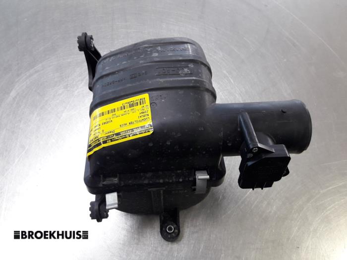 Used Air box Suzuki Jimny Hardtop 1.3i 16V VVT 4x4 Metal Top Price € 25,00 Margin scheme offered by Autobedrijf Broekhuis B.V.
