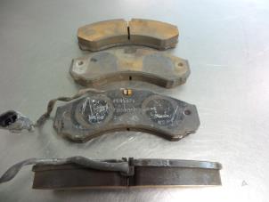Used Front brake pad Iveco New Daily IV 40C15 Price € 30,25 Inclusive VAT offered by Autobedrijf Broekhuis B.V.