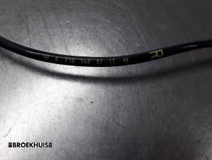 ABS-sensor från en Mercedes-Benz E (W210) 2.4 E-240 V6 18V 1998