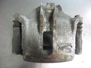 Used Front brake calliper, left Citroen Xsara Break (N2) 1.6i 16V Price € 20,00 Margin scheme offered by Autobedrijf Broekhuis B.V.