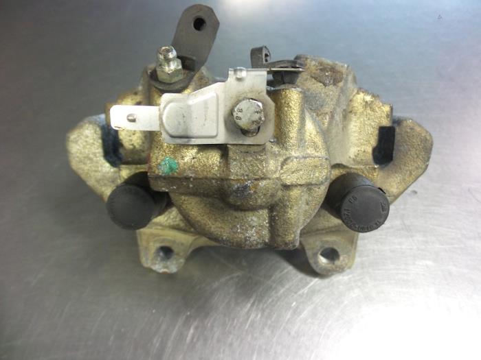 Front brake calliper, left from a Alfa Romeo 156 Sportwagon (932) 1.9 JTD 2003