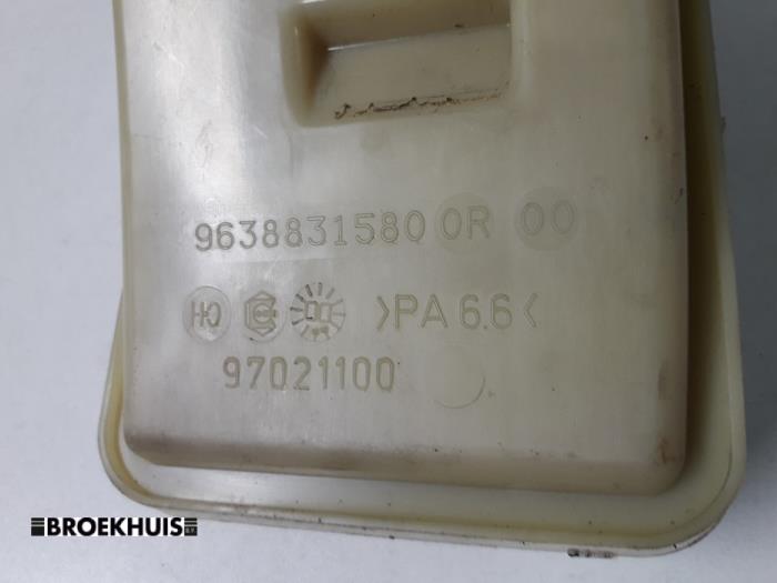 Power steering fluid reservoir Citroen Xsara Coupé 1.6i 9638831580