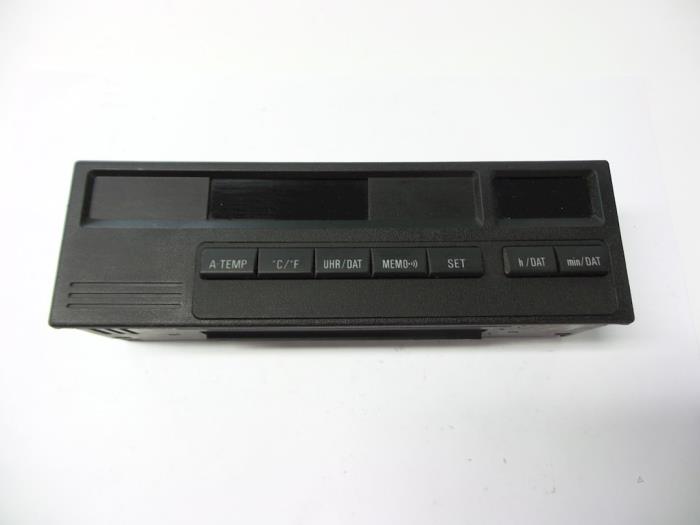 Begagnade Innerdisplay BMW 3 serie (E36/4) 318i Pris € 15,00 Marginaltabell erbjuds av Autobedrijf Broekhuis B.V.