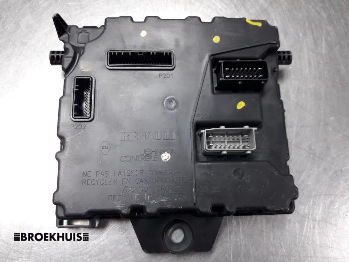 Gebrauchte Steuergerät Body Control Renault Kangoo Express (FW) 1.5 dCi 70 Preis € 50,00 Margenregelung angeboten von Autobedrijf Broekhuis B.V.