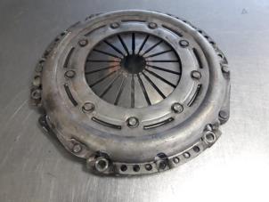 Used Pressure plate Peugeot 308 SW (4E/H) 1.6 HDiF 16V Price € 30,00 Margin scheme offered by Autobedrijf Broekhuis B.V.