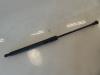 Rear gas strut, left from a Toyota Avensis Wagon (T27), 2008 / 2018 2.0 16V D-4D-F, Combi/o, Diesel, 1.986cc, 93kW (126pk), FWD, 1ADFTV; EURO4, 2008-11 / 2018-10, ADT270 2010